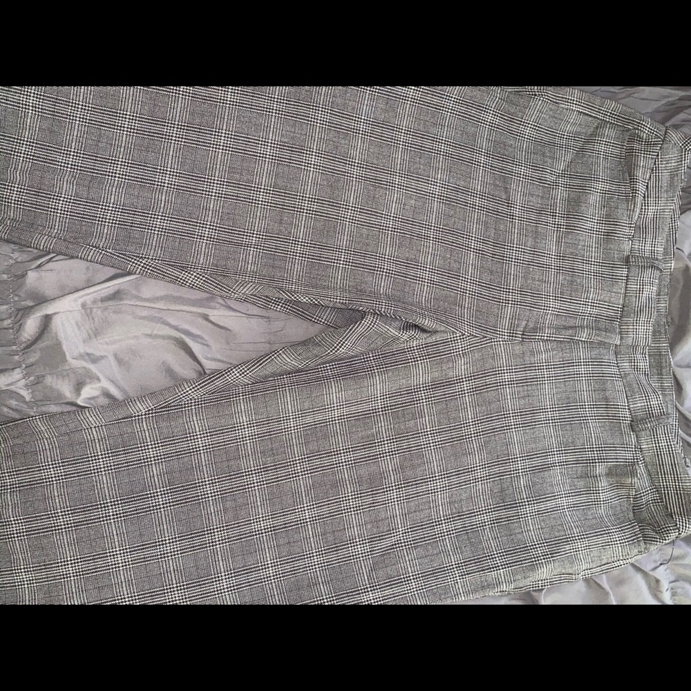 Dressing pants